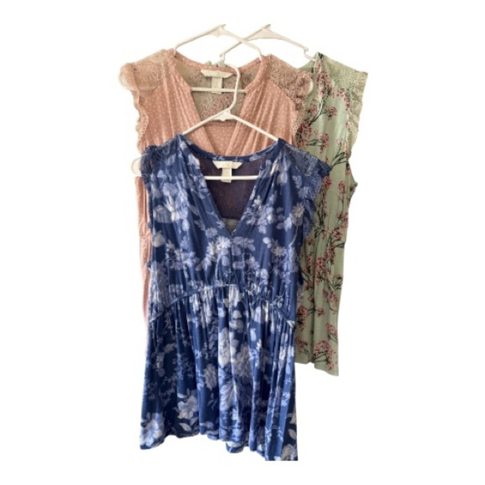 H&M Maternity Flutter Sleeve Lace Tanks Size Large Bundle of 3